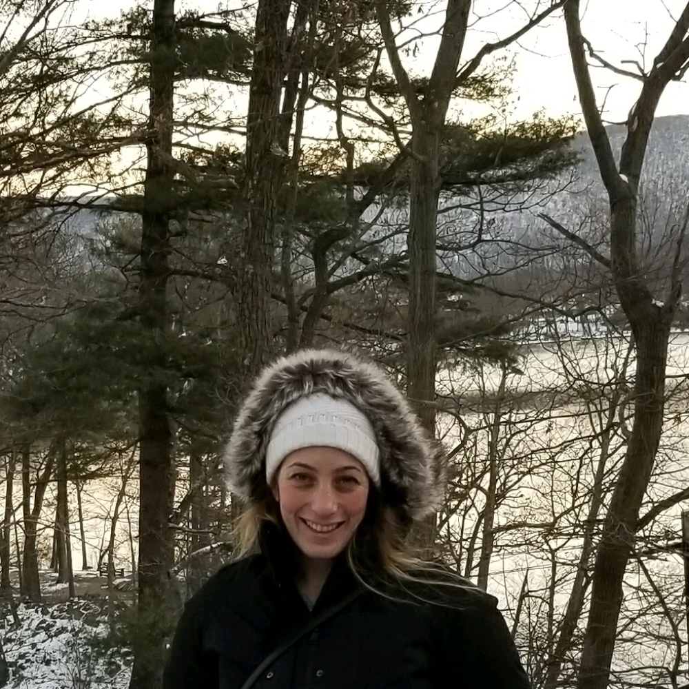 Meet your Posher, Einav
